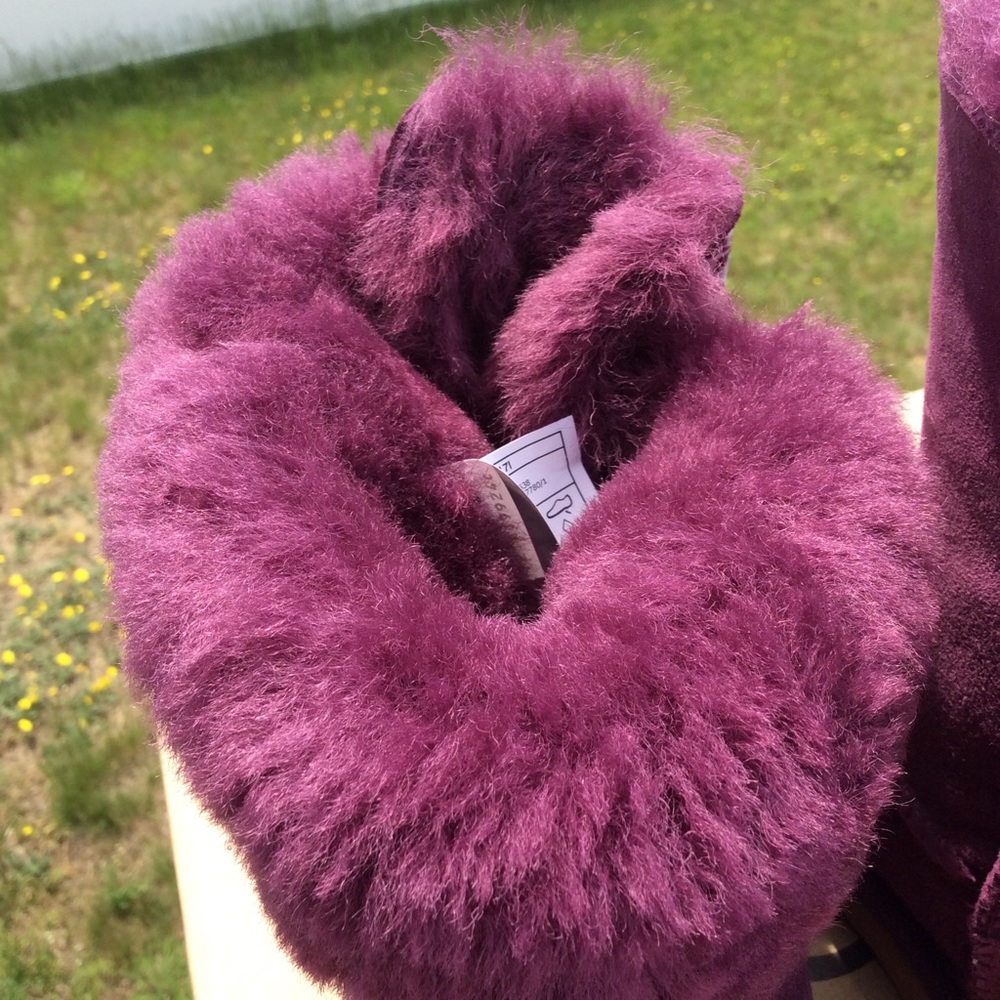 Ugg Bailey Bow II  embroidered - Picture 4 of 5